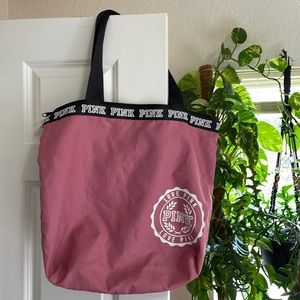 Gently used VS Pink zipper tote